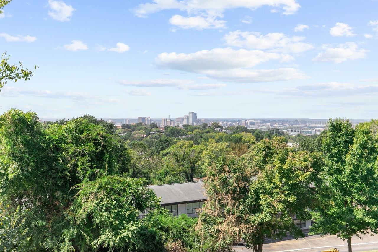 Summit on 34th - Photo 4 of 18