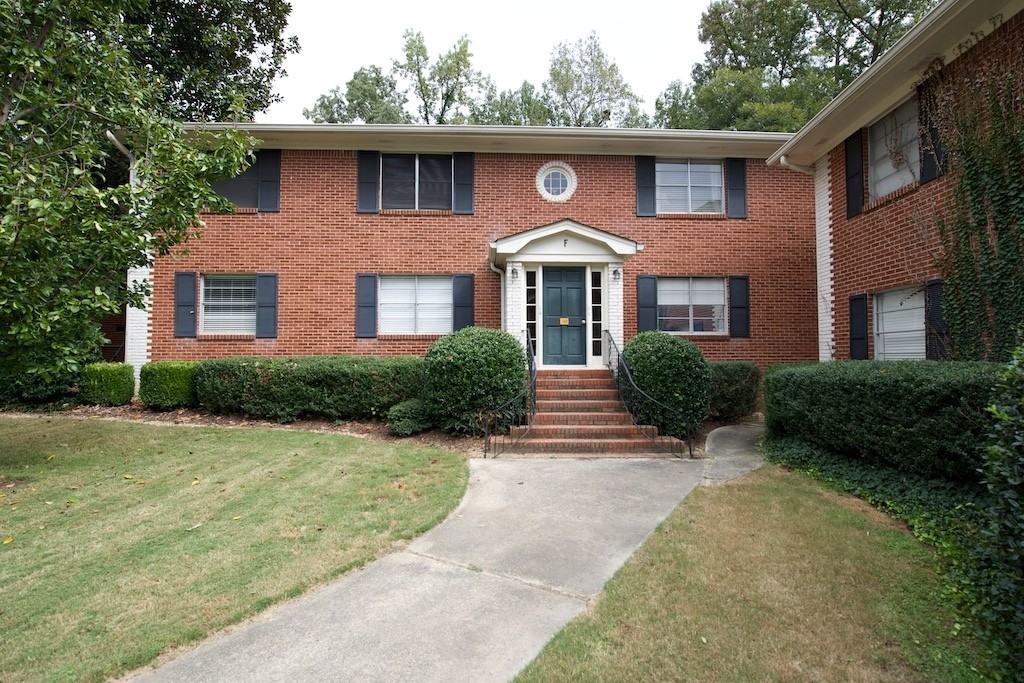 3535 Roswell Rd Ne #F2 - Photo 2 of 17