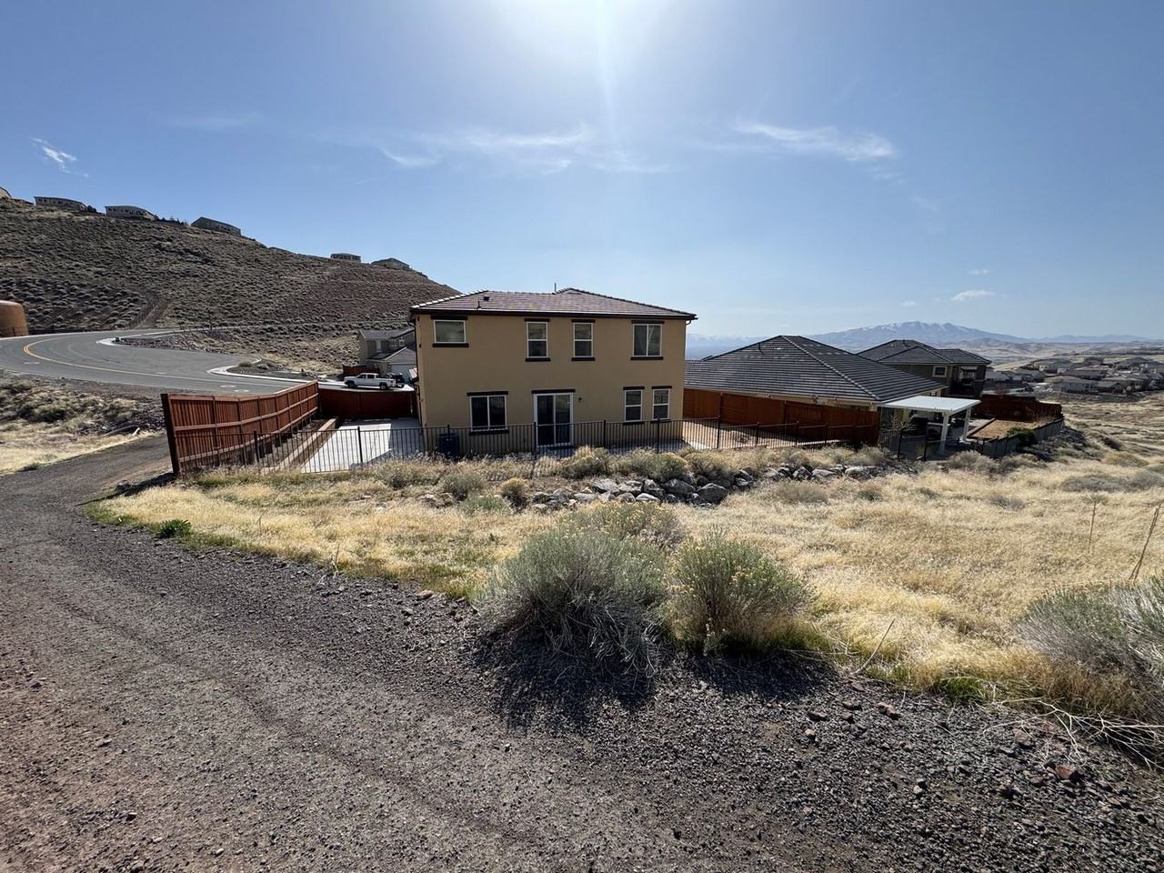 3102 Vecchio Dr - Photo 2 of 31