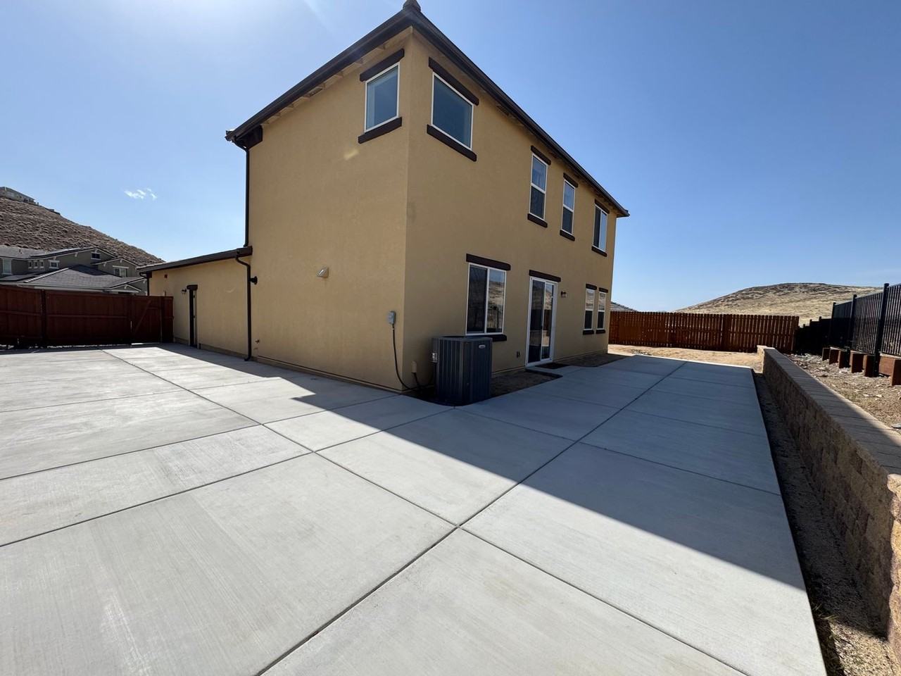 3102 Vecchio Dr - Photo 3 of 31