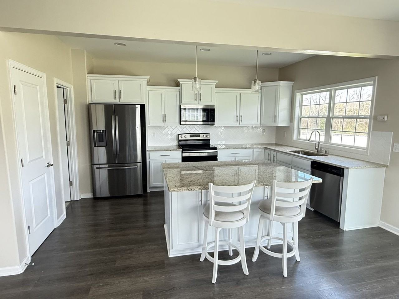7211 Weatherstone Blvd - Photo 4 of 12