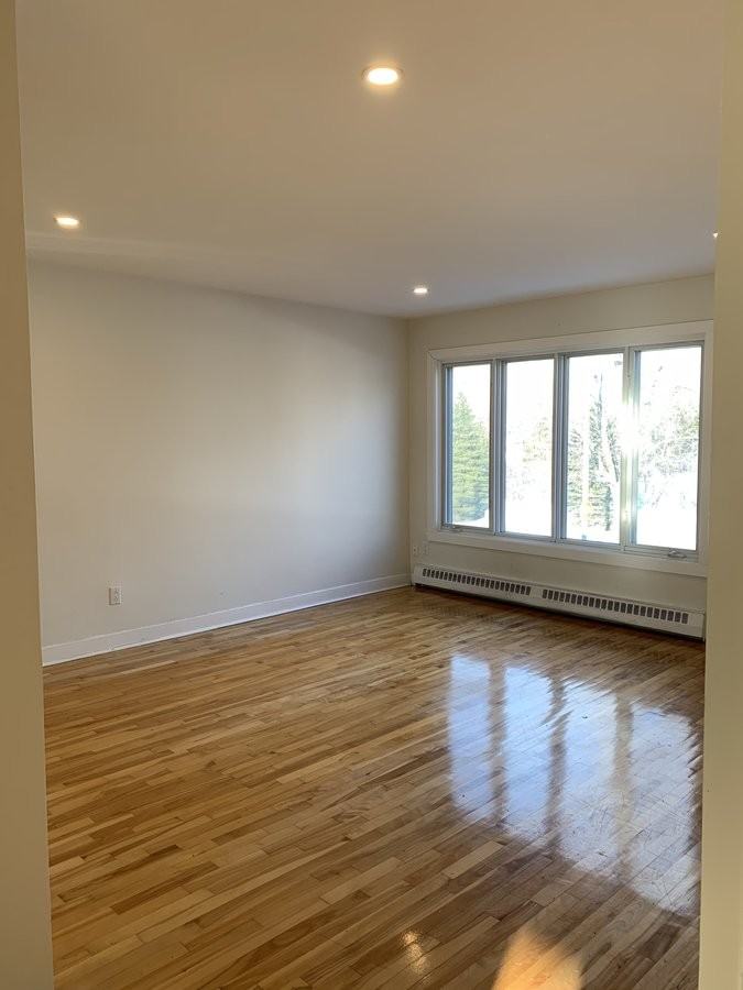 194 Avenue Dupras - Photo 3 of 11