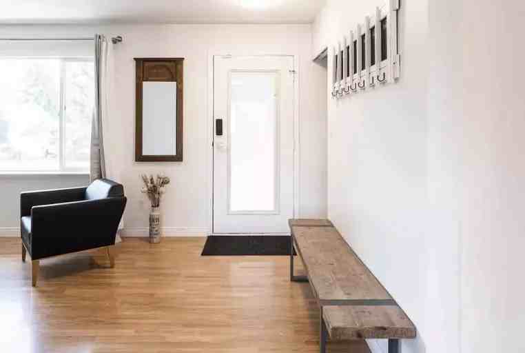 855 Saskatoon Rd - Photo 3 of 13