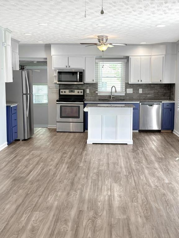 709 Veterans Dr - Photo 4 of 16