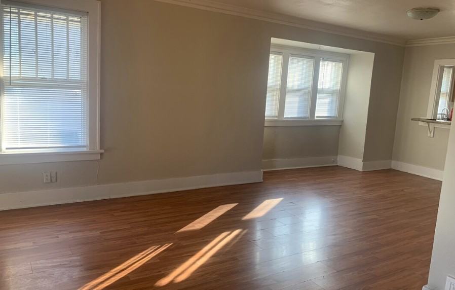 1114 E Virginia Ave #1114 - Photo 3 of 12