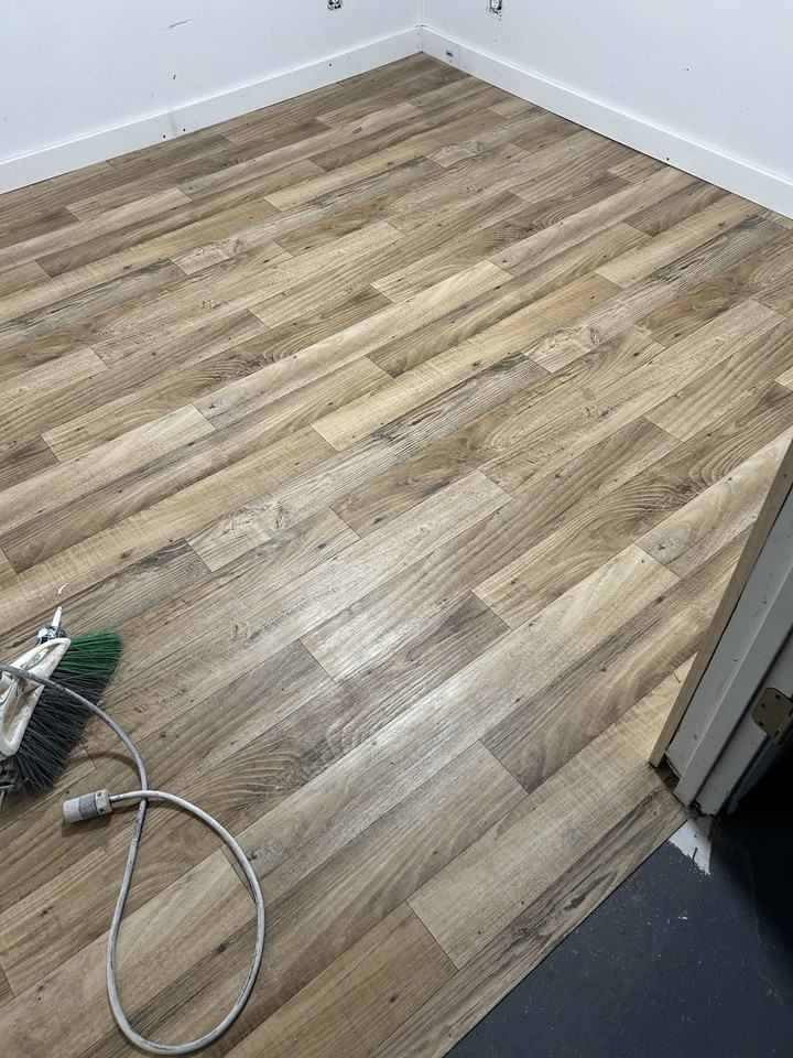 1114 E Virginia Ave #1114 - Photo 4 of 12