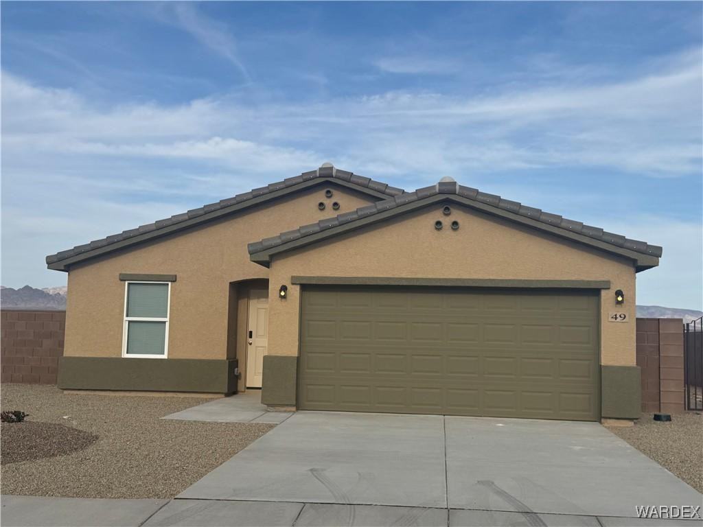 49 Spanish Bay Dr N - Photo 2 of 27