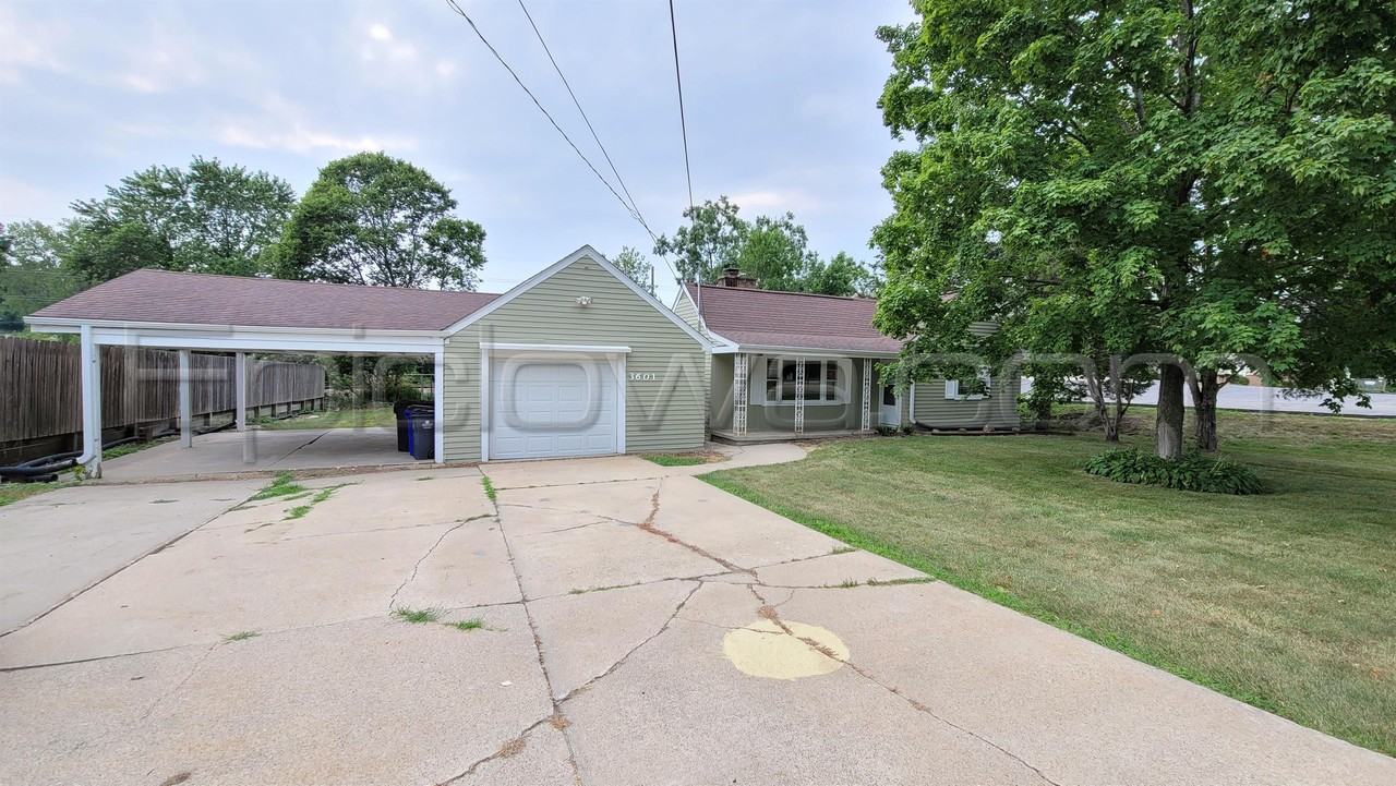 3601 Center Point Rd Ne