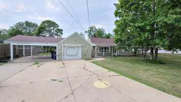 featured image of 3601 Center Point Rd Ne
