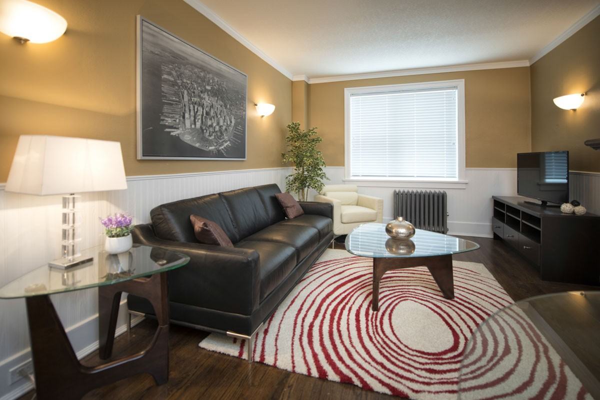 Cathedral Court Apartments - Photo 4 of 17