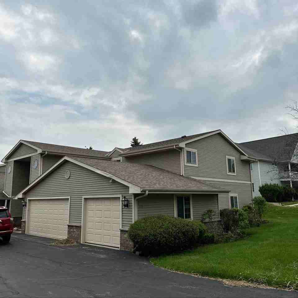 715 Shepherds Dr #1 - Photo 3 of 17