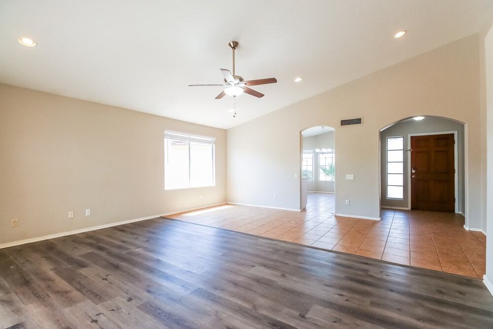 633 S Bonito Ct - Photo 4 of 15