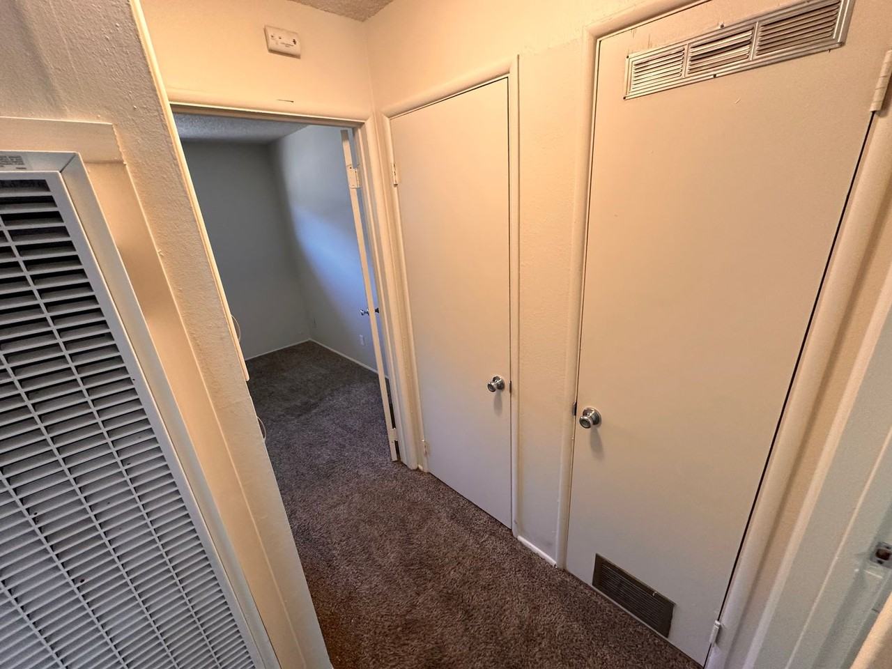 222 N. C Street - Photo 6 of 8