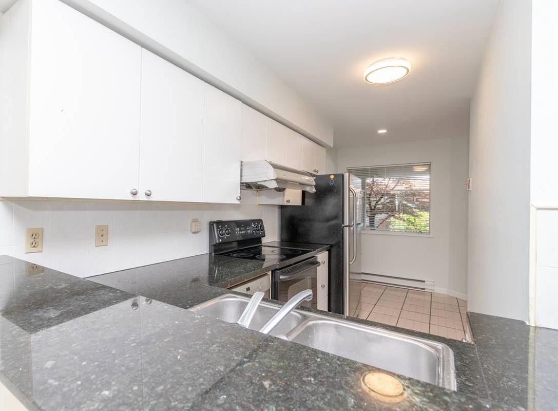 12020 Greenland Drive - Photo 7 of 23