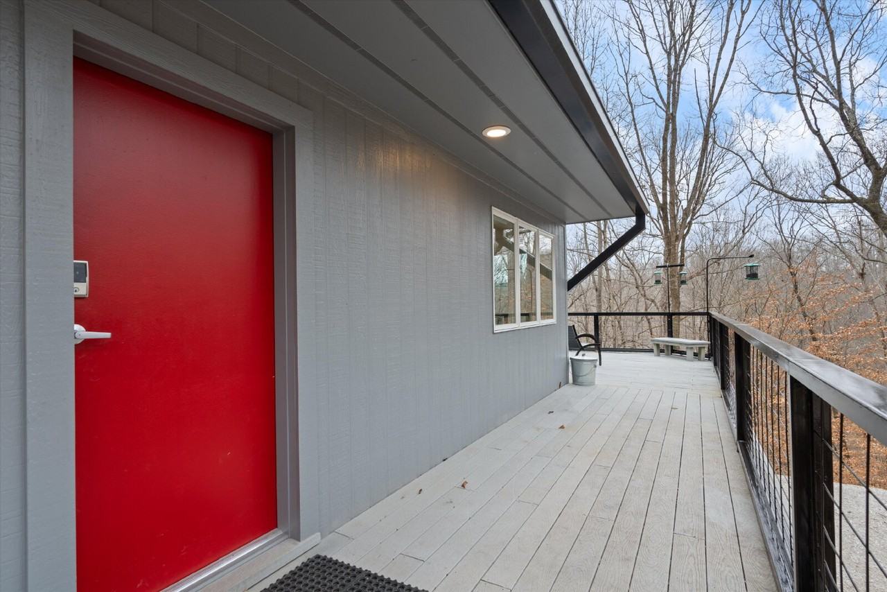 150 Shade Tree Ln - Photo 3 of 48