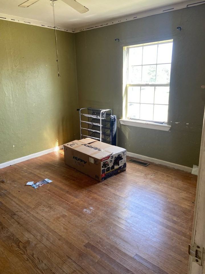 831 Poplar Ave - Photo 7 of 7