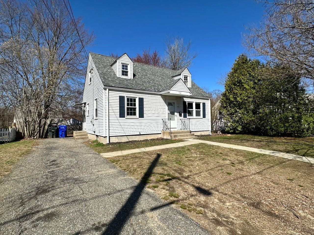 248 Pheland St - Photo 2 of 20