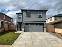 featured image of 551 Nicholas Lee Dr