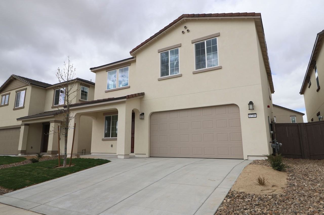 6739 Lunar Orbit Dr - Photo 3 of 14