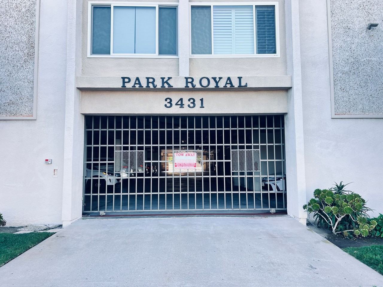 3431 Park Blvd - Photo 2 of 19
