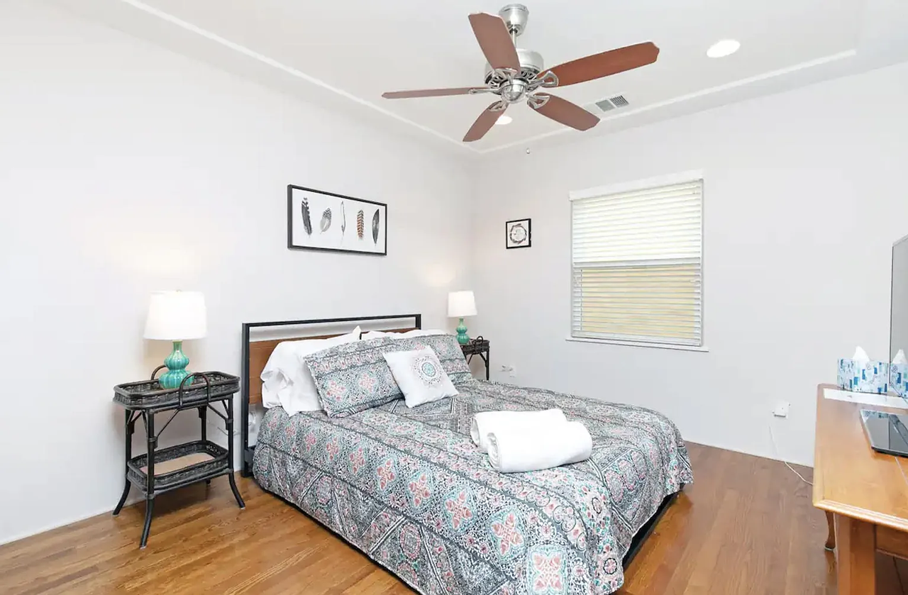 3562 Sydney Pl - Photo 3 of 16