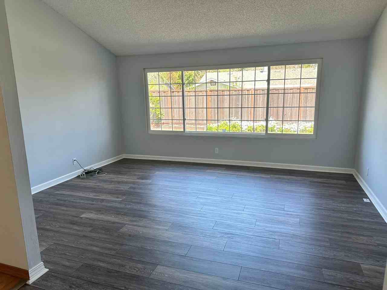 4430 Jefferson St - Photo 4 of 18