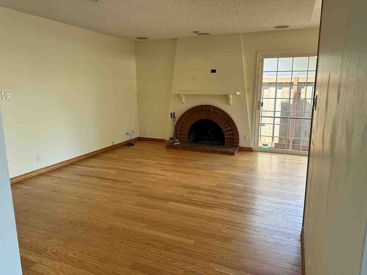 4430 Jefferson St - Photo 5 of 18