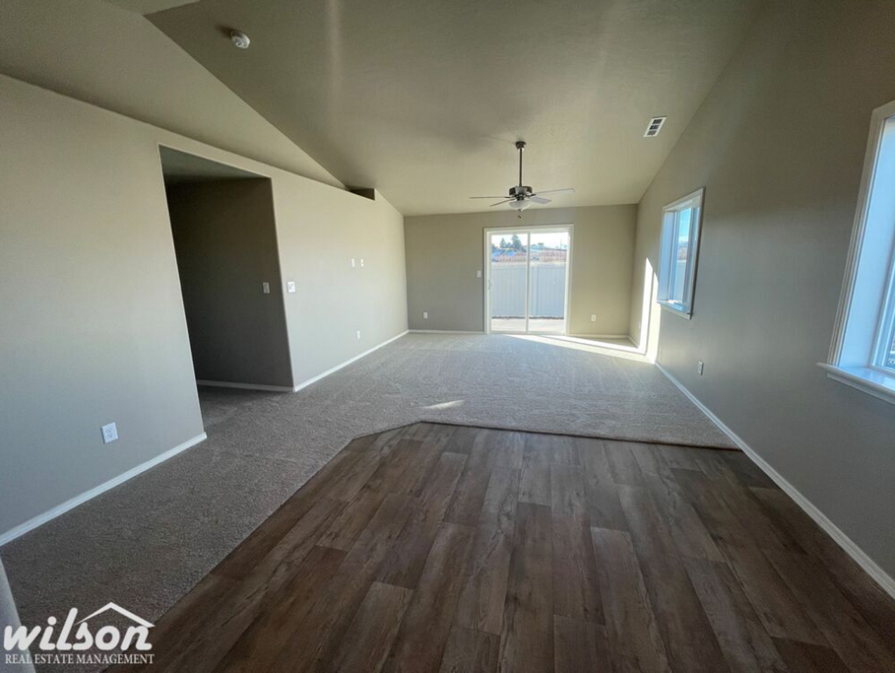 1912 S 62nd Ave - Photo 4 of 15