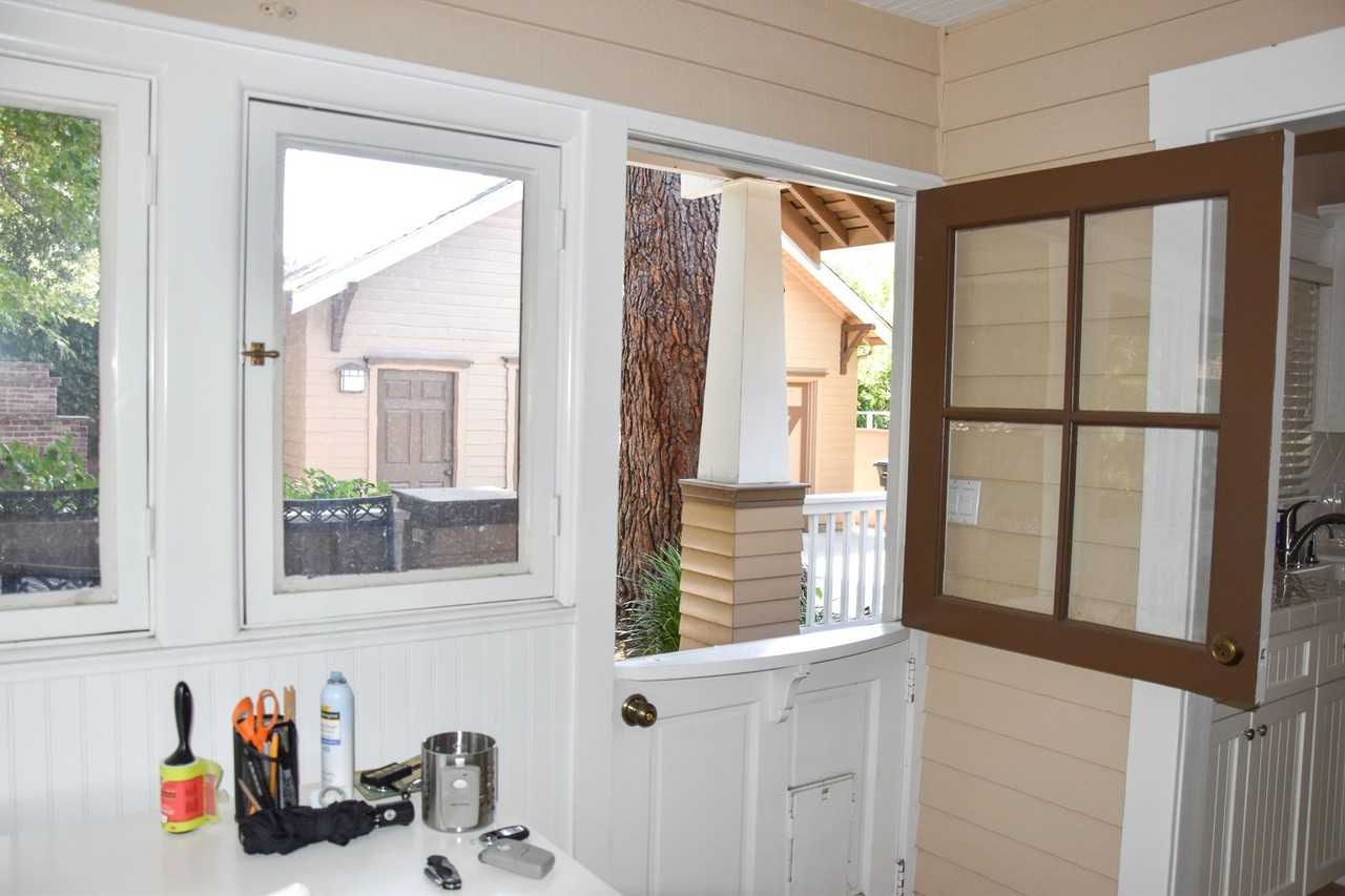 227 N Cleveland St - Photo 4 of 45