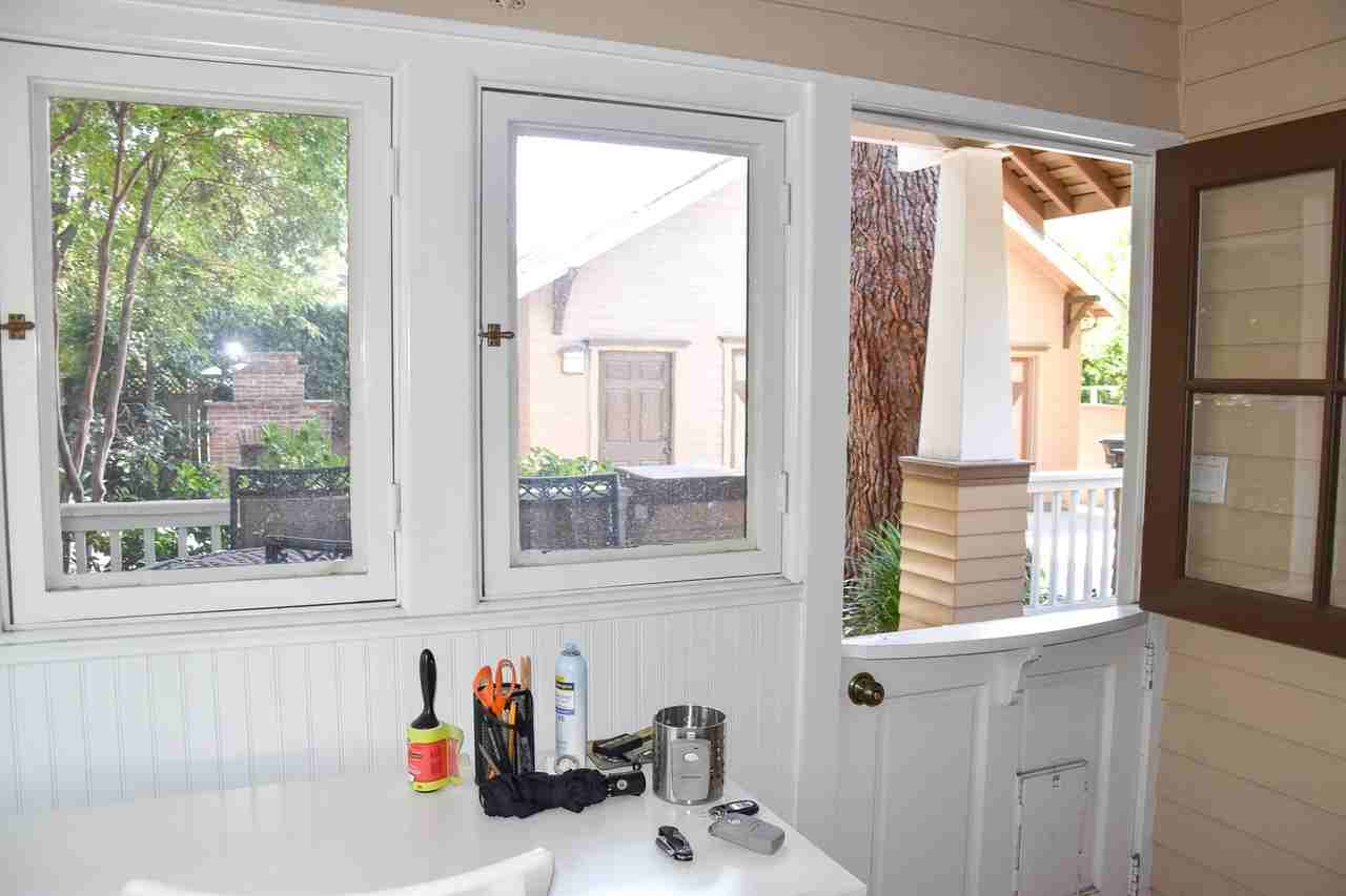 227 N Cleveland St - Photo 5 of 45