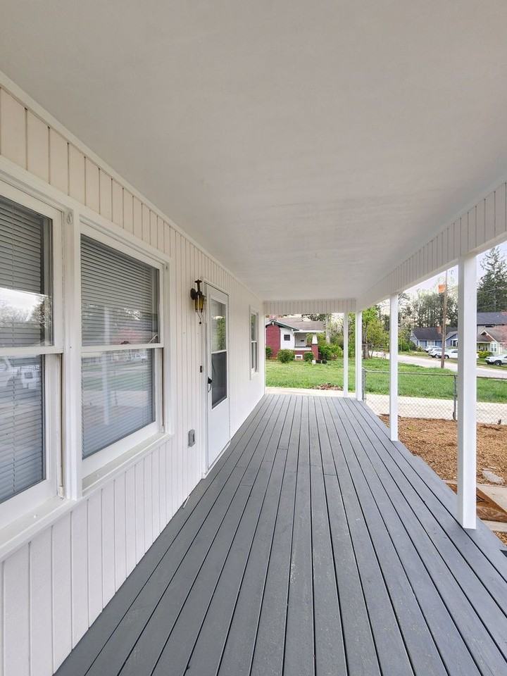 78 Trotter Pl - Photo 3 of 19