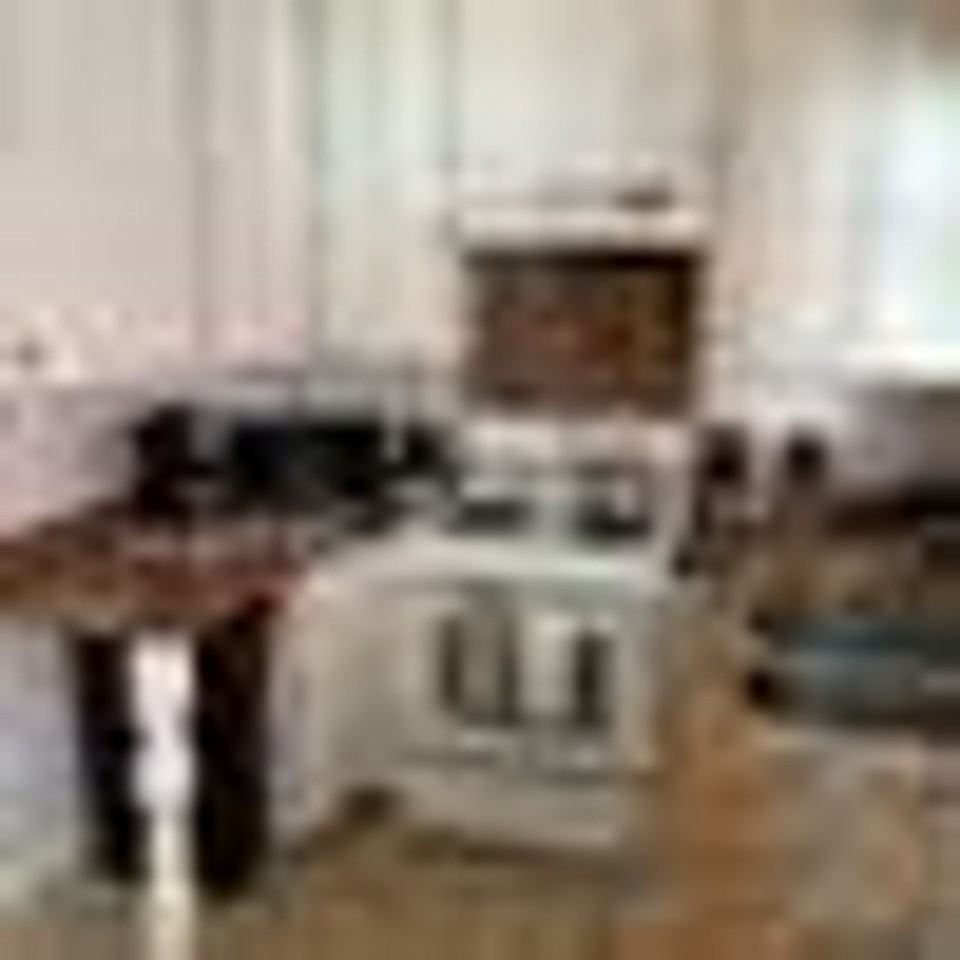 2817 E Broadway - Photo 3 of 7