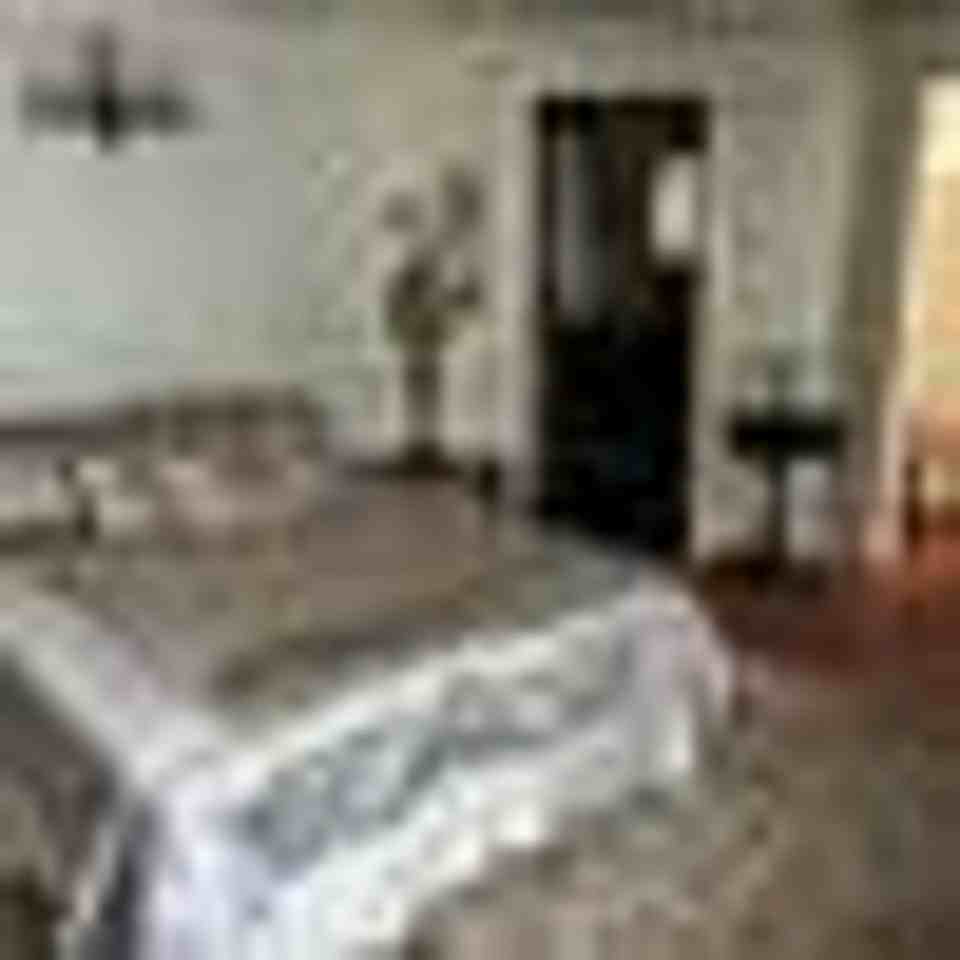 2817 E Broadway - Photo 4 of 7