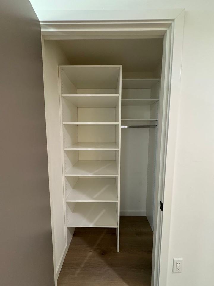 955 Fedora St. - Photo 5 of 50