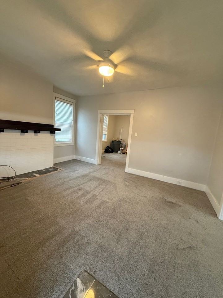 41 Grant Ave - Photo 3 of 15