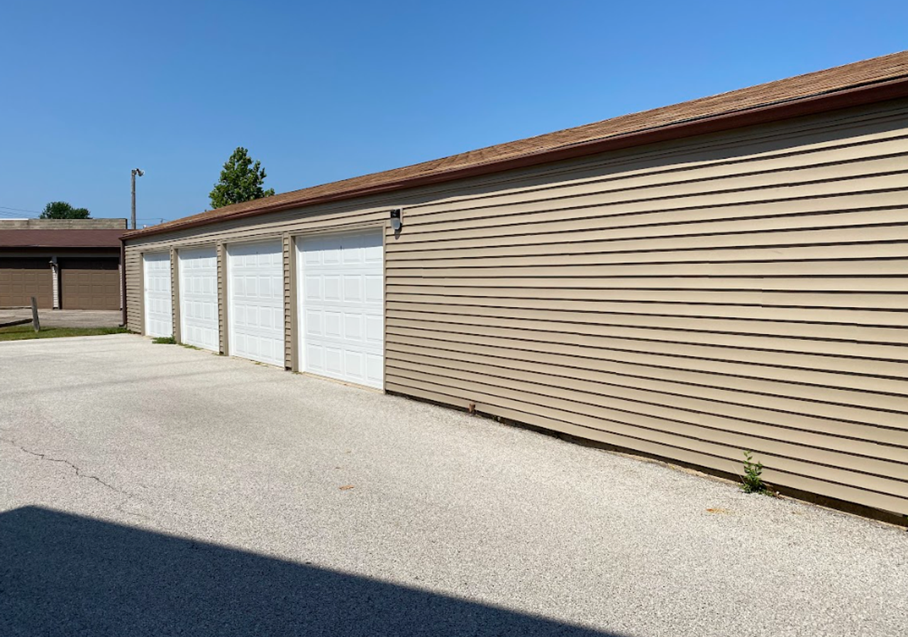 1106 8th Street Ct - Photo 6 of 22