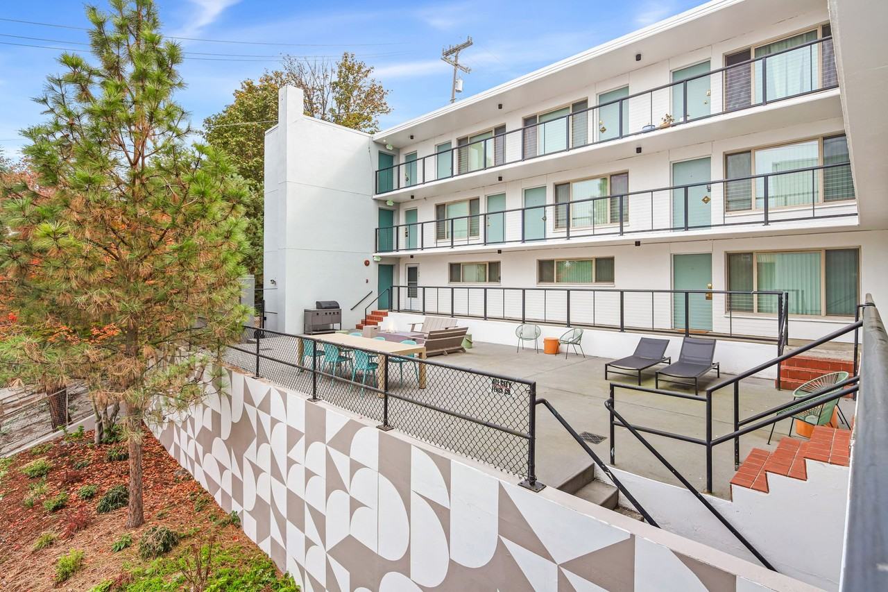 Coronado & Valencia - Photo 6 of 17