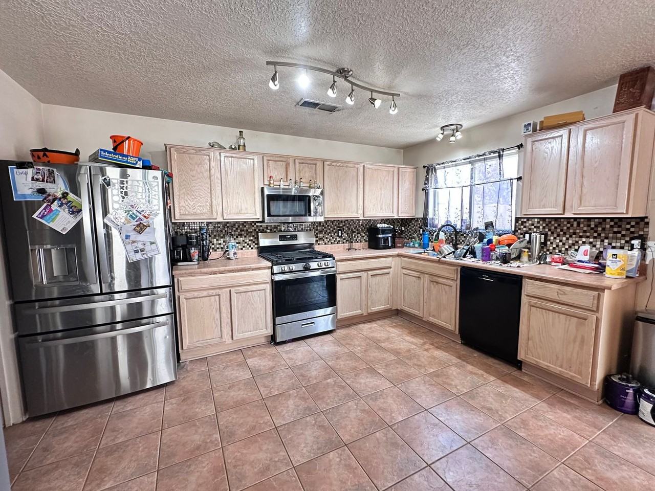 651 Vermilion Ct Nw - Photo 7 of 17