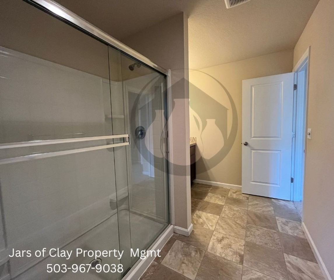 5726 Joynak St S - Photo 7 of 11