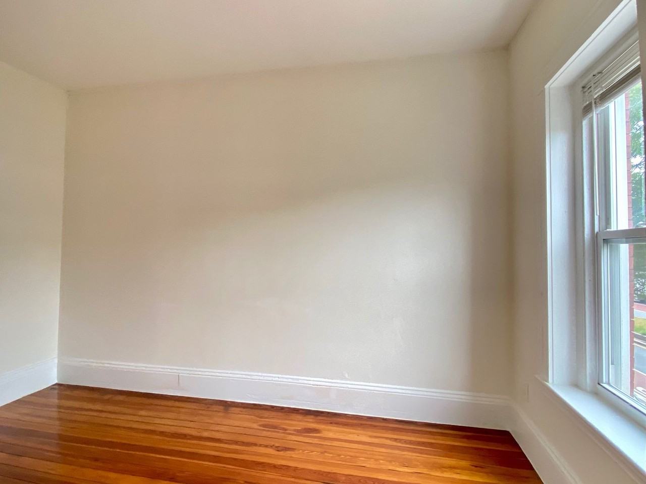 99 Brighton Ave - Photo 7 of 50