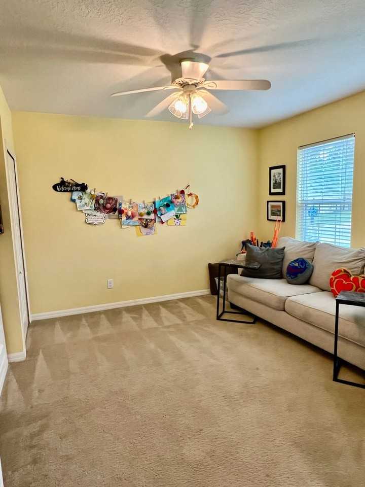 135 Cedar Circle Dr - Photo 4 of 41