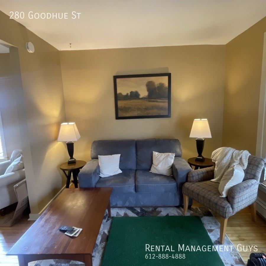 280 Goodhue St - Photo 2 of 17