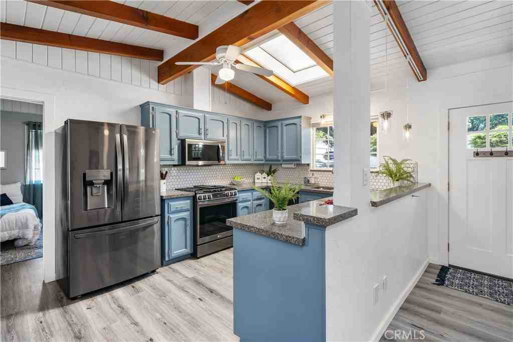 4200 Tranquilla Ave #NA - Photo 3 of 12
