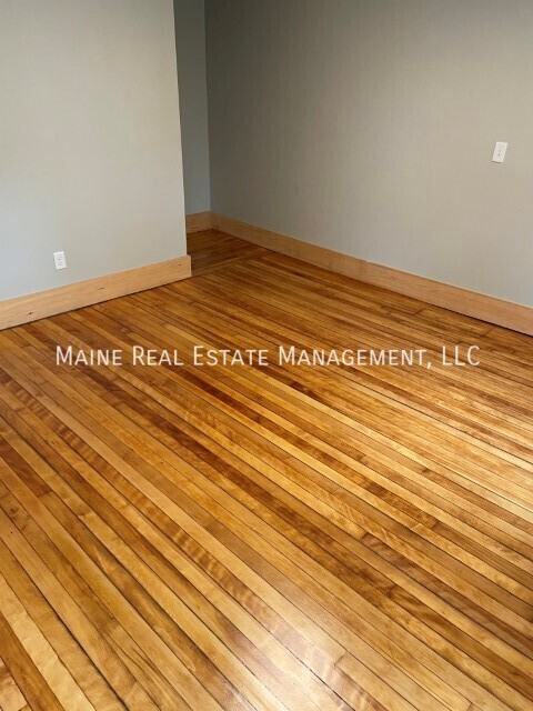 118 Grove St #2 - Photo 2 of 10