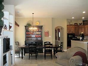 8608 Palmer Ct - Photo 2 of 17