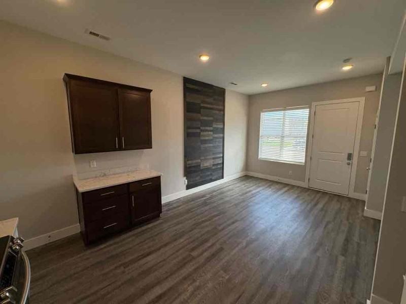 1609 Fagan St #105 - Photo 4 of 23