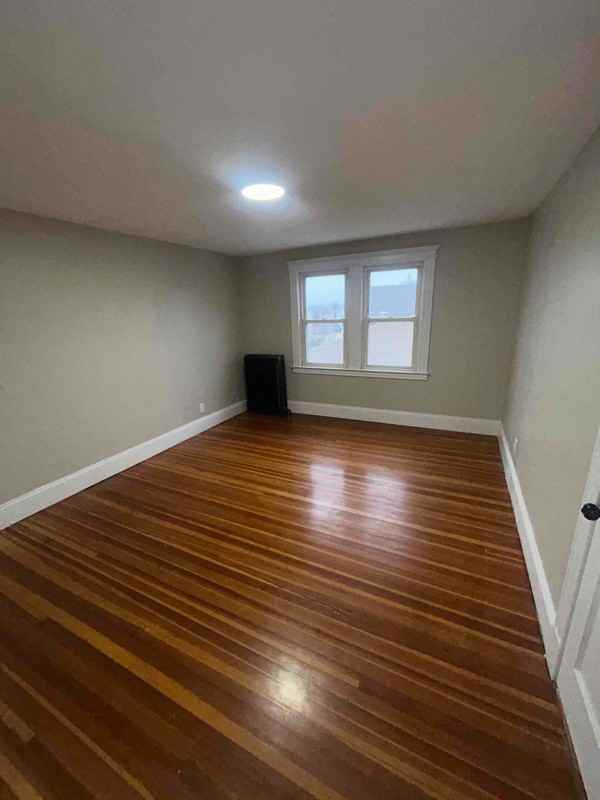 175 South St - Photo 2 of 7