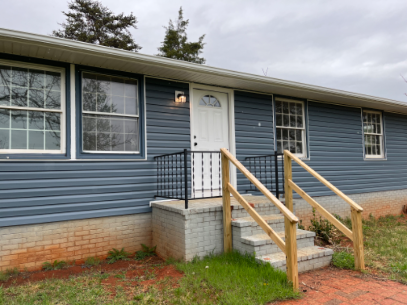 7433 Magnolia Pl - Photo 2 of 6