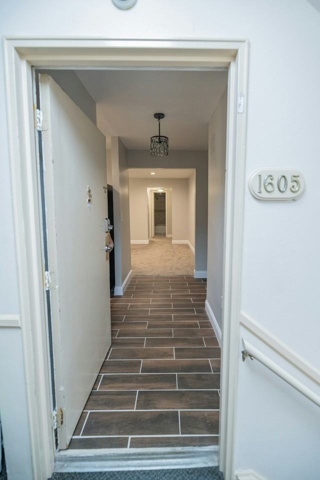 1605 Summit Pointe - Photo 2 of 20