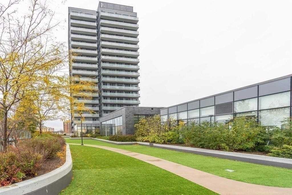 65 Oneida Cres - Photo 2 of 17